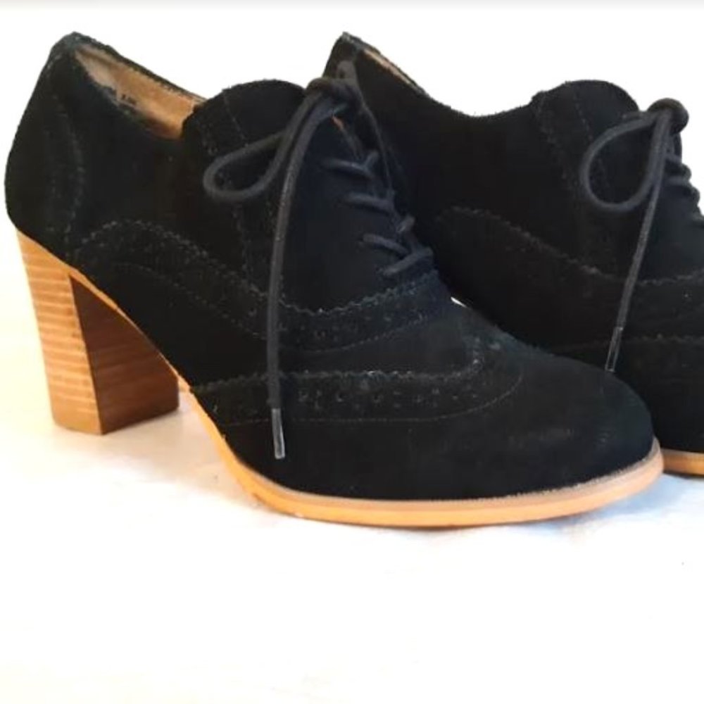 Steve Madden Heeled Ankle Boots with Lace-up Closure, Black Size 8.5 Women's